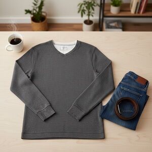 Men's V-Neck Sweater - Gray